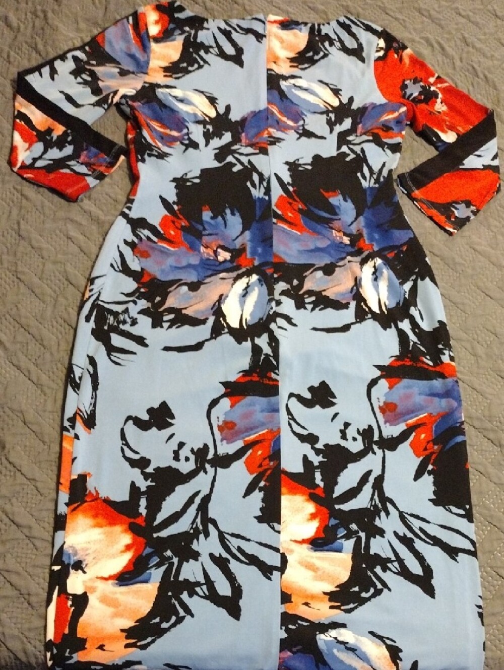 PFloral Print 3/4 Sleeve Midi Dress in Light Blue and Red - Picture 9 of 10